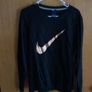 Nike black crew sweatshirt